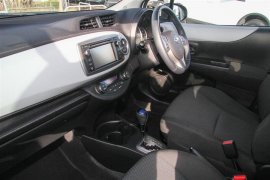 Toyota Yaris T4 HYBRID 1.5