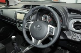 Toyota YARIS 5-DR 1.33 VVT-i
