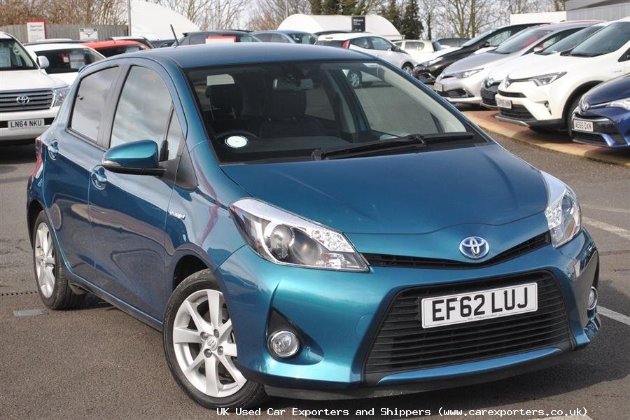 Toyota Yaris T SPIRIT HYBRID