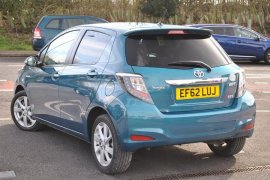 Toyota Yaris T SPIRIT HYBRID