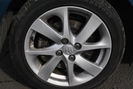 Toyota Yaris T SPIRIT HYBRID