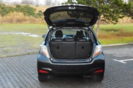 Toyota YARIS HYBRID 5-DR 1.5 VVT-i