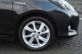 Toyota YARIS HYBRID 5-DR 1.5 VVT-i