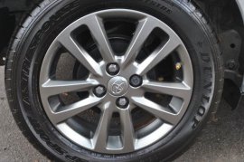 Toyota YARIS 5-DR 1.33 VVT-i