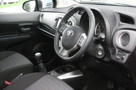 Toyota YARIS 5-DR 1.33 VVT-i