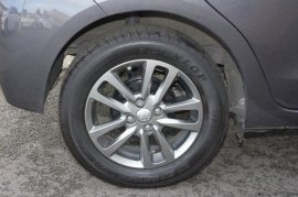 Toyota YARIS 5-DR 1.33 VVT-i