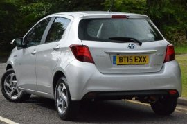 Toyota YARIS HYBRID 5-DR 1.5 VVT-i