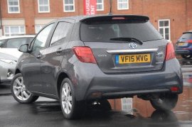 Toyota YARIS HYBRID 5-DR 1.5 VVT-i