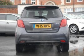 Toyota YARIS HYBRID 5-DR 1.5 VVT-i