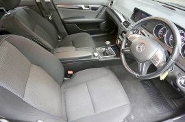 Mercedes-Benz C200 2.2 CDi