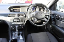 Mercedes-Benz C-Class C220 CDI