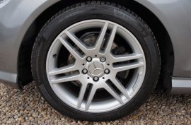 Mercedes-Benz C220 2.1 CDI