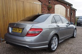 Mercedes-Benz C220 2.1 CDI