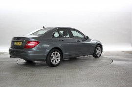 Mercedes-Benz C220 2.2 CDi