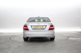 Mercedes-Benz C180 1.6 BlueEFF
