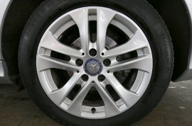 Mercedes-Benz C180 1.6 BlueEFF