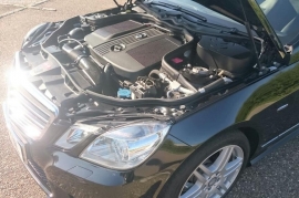  Mercedes-Benz E220 CDI BlueEFFICIENCY