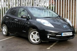 Nissan Leaf  1.0