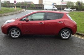 Nissan Leaf  1.0