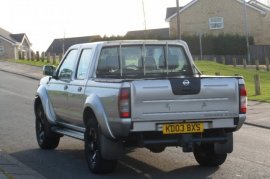 Nissan Navara Double Cab Pick Up 2.5