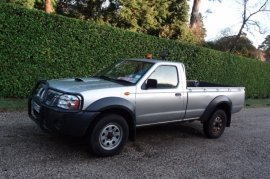 Nissan Navara Double Cab Pick Up 2.5