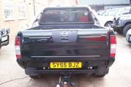 Nissan Navara Double Cab Pick Up 2.5