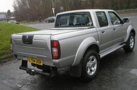 Nissan Navara Double Cab Pick Up 2.5