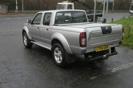 Nissan Navara Double Cab Pick Up 2.5