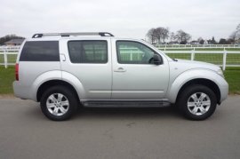 Nissan Pathfinder 2.5