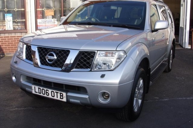Nissan Pathfinder 2.5