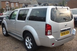 Nissan Pathfinder 2.5