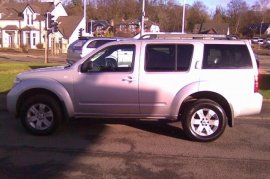 Nissan Pathfinder 2.5