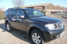 Nissan Pathfinder 2.5