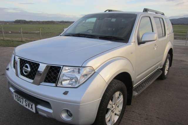 Nissan Pathfinder 2.5