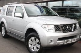 Nissan Pathfinder 2.5