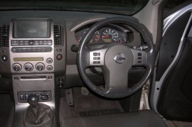Nissan Pathfinder 2.5