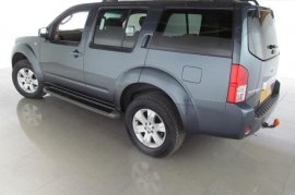Nissan Pathfinder 2.5