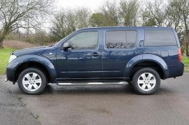 Nissan Pathfinder 2.5