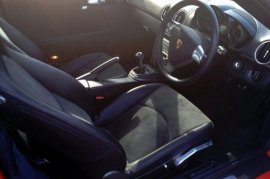 Porsche Cayman 2.7