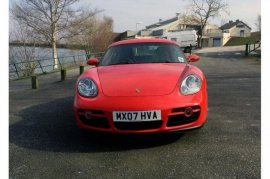 Porsche Cayman 2.7