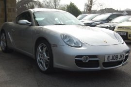 Porsche Cayman 2.7