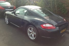 Porsche Cayman 2.7