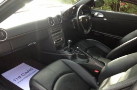 Porsche Cayman 2.7