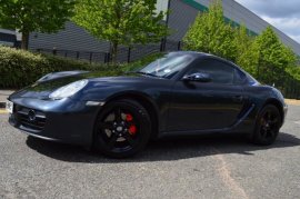 Porsche Cayman 2.7
