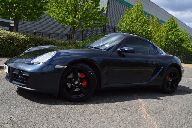 Porsche Cayman 2.7