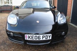 Porsche Cayman 2.7