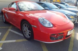 Porsche Cayman 2.7