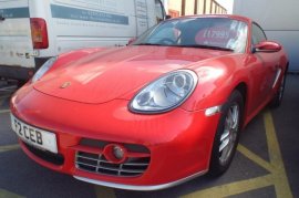 Porsche Cayman 2.7