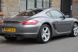 Porsche Cayman 2.7