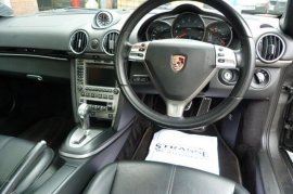 Porsche Cayman 2.7